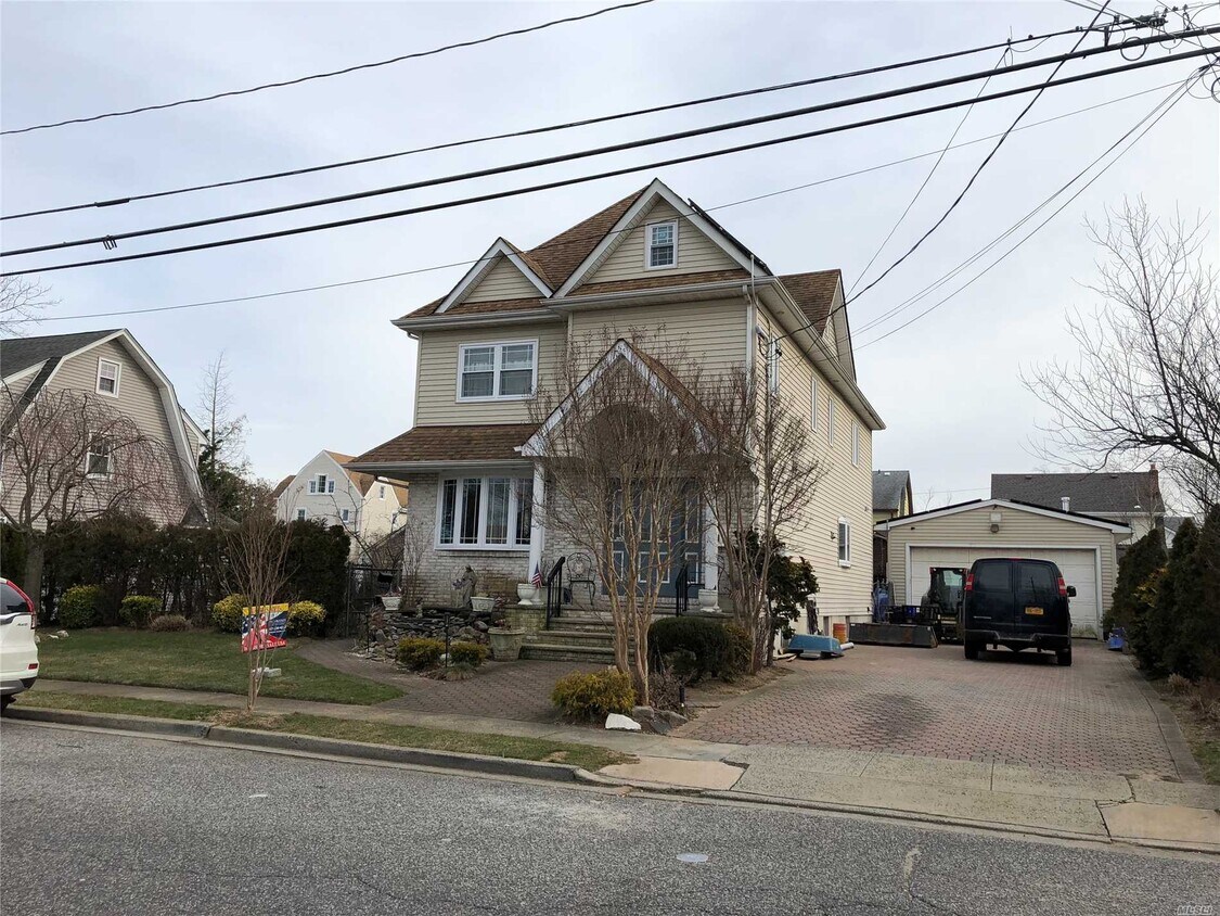 2917 Stevens St Unit Lower Level, Oceanside, NY 11572 Rentals in