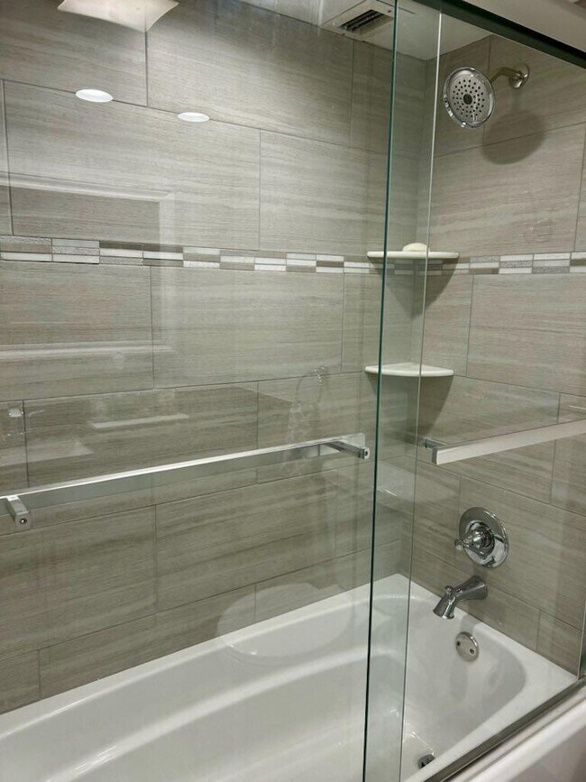 Building Photo - 2691 S Course Dr