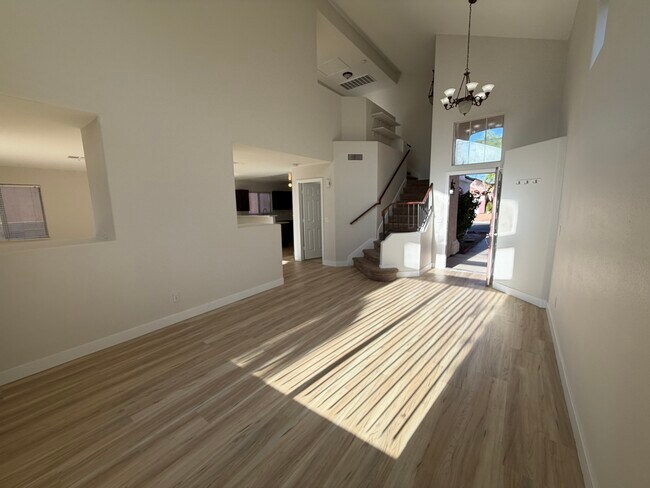 Foto del edificio - 4537 Switchback St