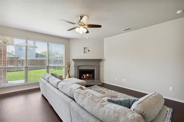 Foto del edificio - 1416 Elkford Ln