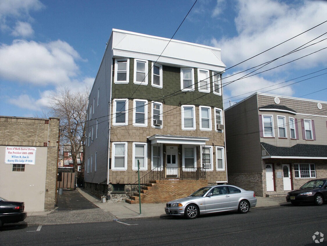 605 Elm St, Kearny, NJ 07032 Apartments in Kearny, NJ