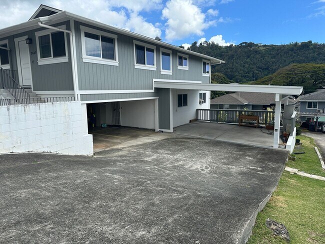 Foto del edificio - Renovated 2 bedroom 1 bath Duplex in Lilih...