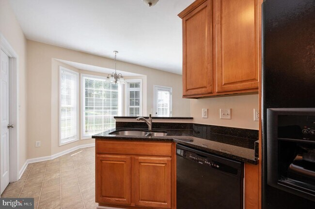 Building Photo - 17 Prescott Ln