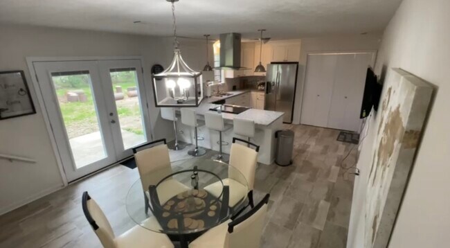 Foto del edificio - 6966 Cedar Dr