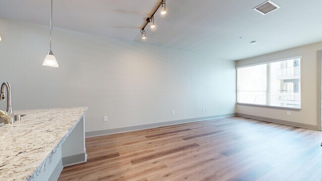 Interior Photo - 13th & Market