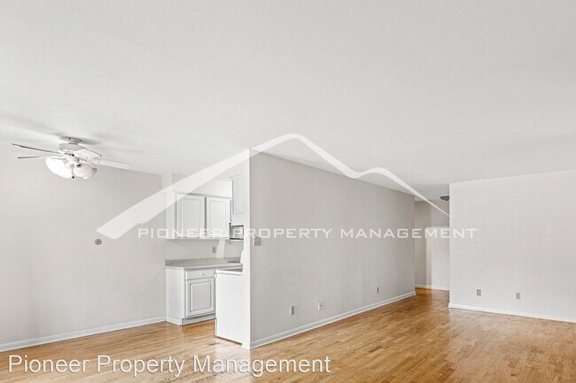 Building Photo - 2 br, 1 bath House - 252 Pennsylvania #207
