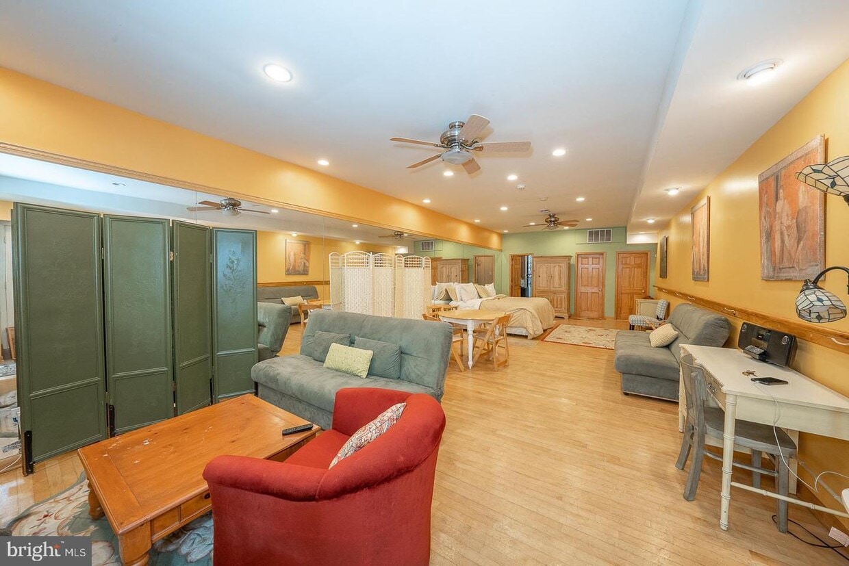Photo - 1831 Brandywine St (Philadelphia, PA)