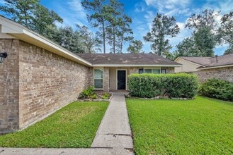 Building Photo - 22318 Meadowrock Dr