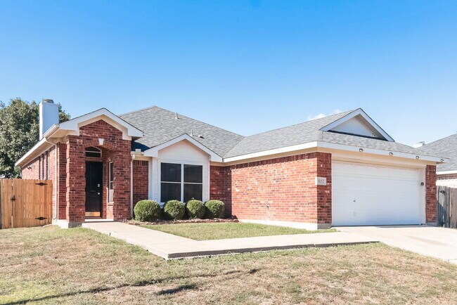 Building Photo - 8152 Hulen Park Cir