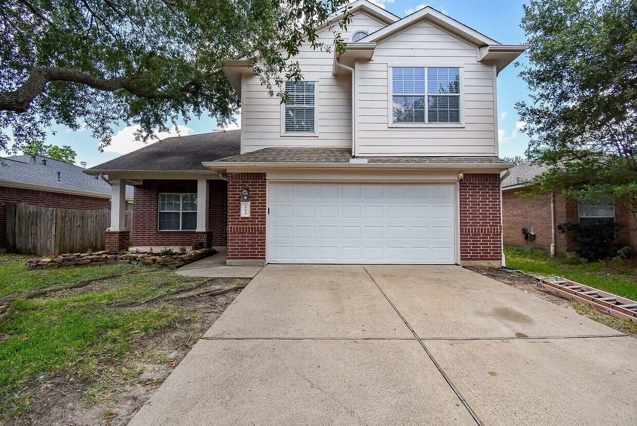 Foto principal - 14615 Cypress Cottage Ct