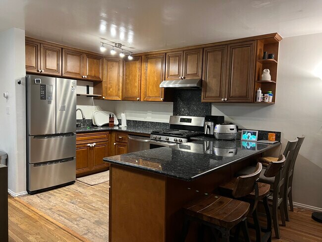Foto del edificio - 3943 Ingraham St
