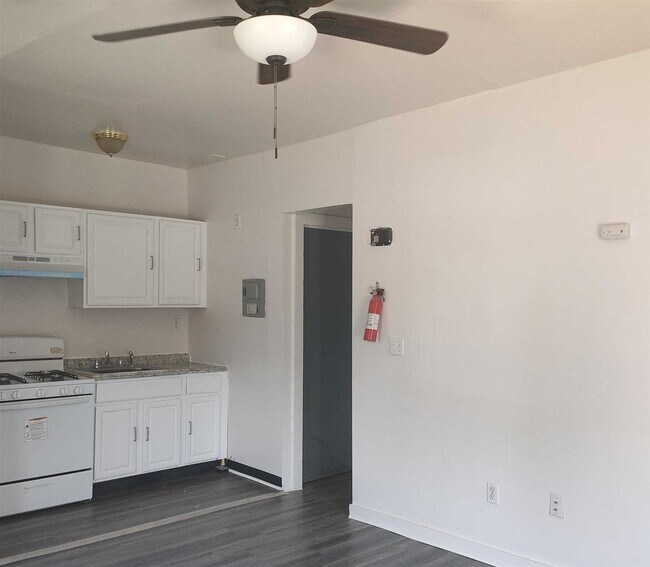 Foto del edificio - 57 S Hamilton St