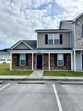 Building Photo - 227 Glenhaven Ln