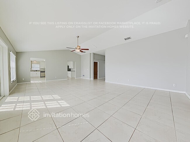 Building Photo - 3070 Sandstone Cir