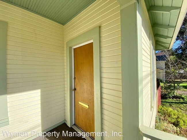 Building Photo - 2 br, 1 bath House - 42 First Street