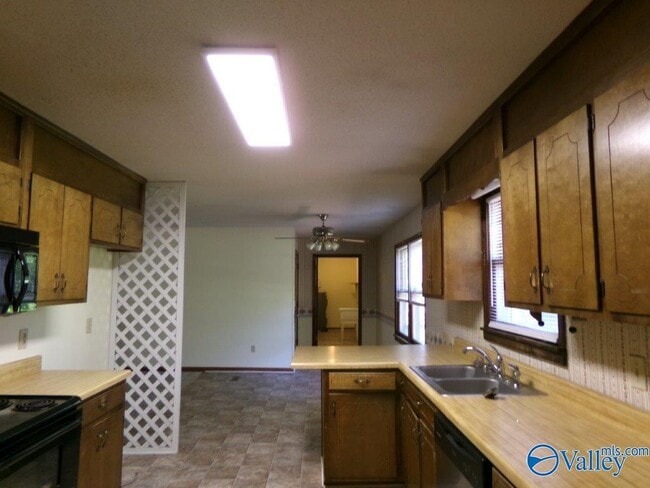 Foto del edificio - 151 Butch Cir