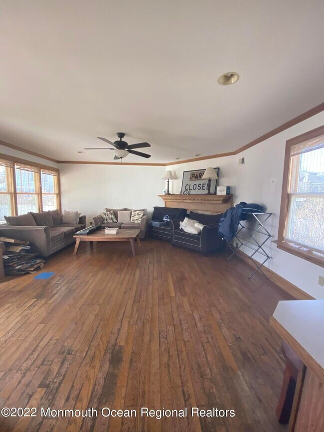 Foto del edificio - 224 Spier Ave