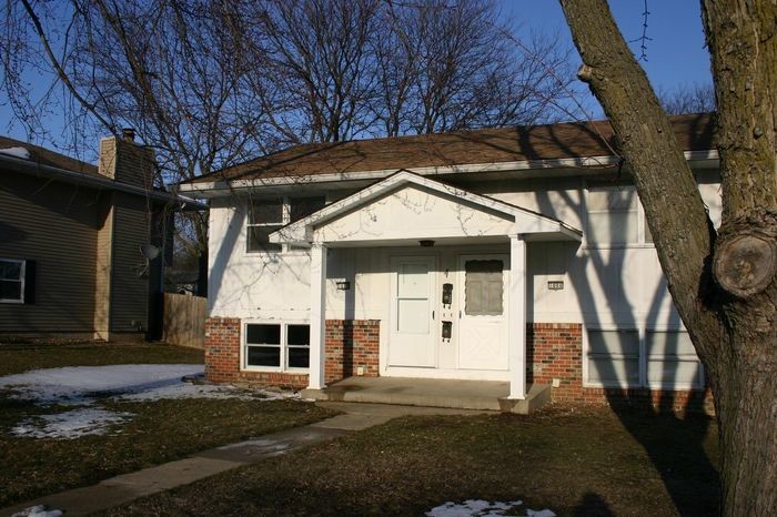 Primary Photo - 2 BR 1 Bath Duplex in Norwalk