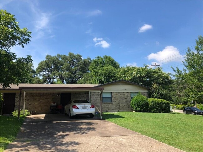 Building Photo - 11513 Whitewing Ave
