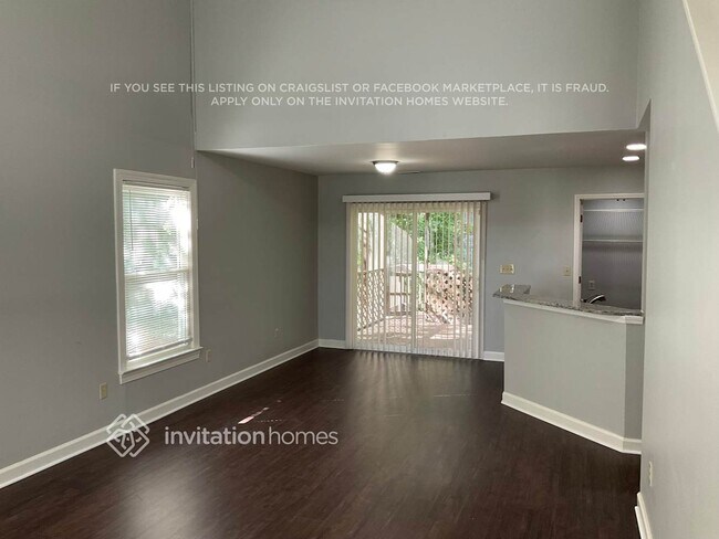 Foto del edificio - 3725 Oakwood Rd