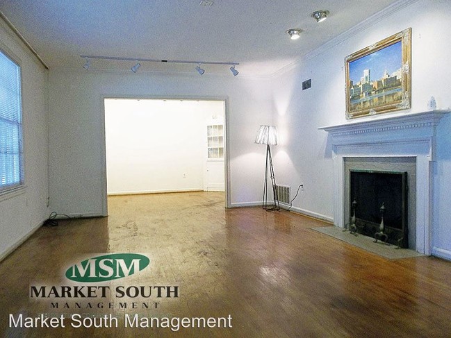 Building Photo - 5102 Abercorn St