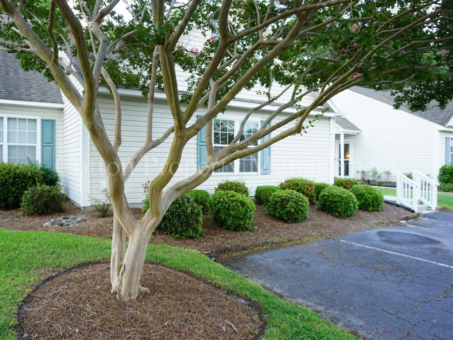 2BR/2BA- Townhome in Wilmington near Monke... - 2BR/2BA- Townhome in Wilmington near Monke...