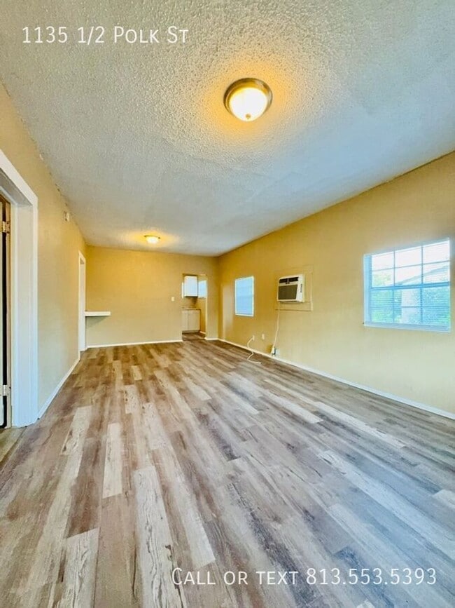 Building Photo - 1135 1/2 Polk St-