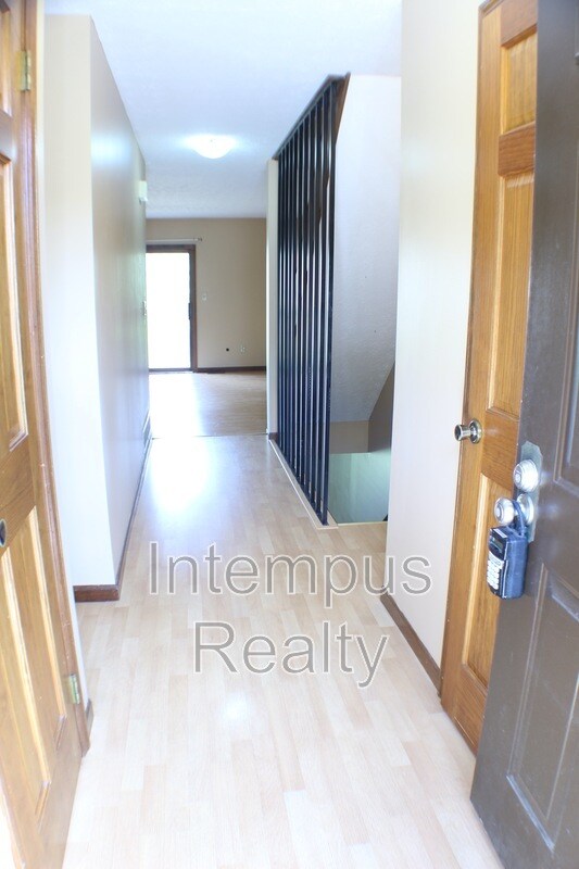 Foto del edificio - 5262 Timberline Rd