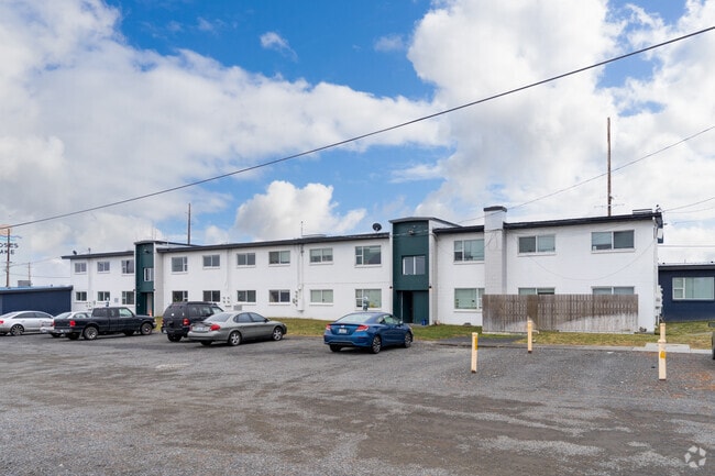 Building Photo - Wingspan Landing - 6379 Arnold Dr NE, Moses Lake, WA 98837