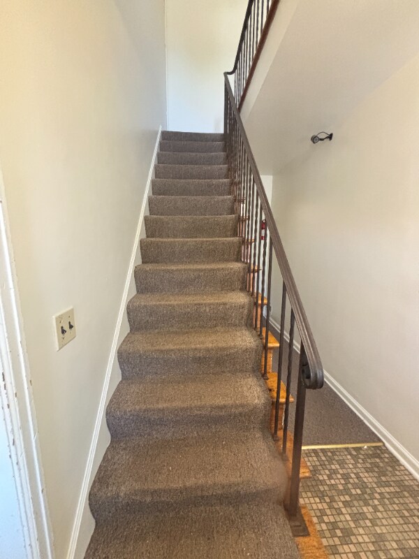 Foto del edificio - 142 N Riverview Dr