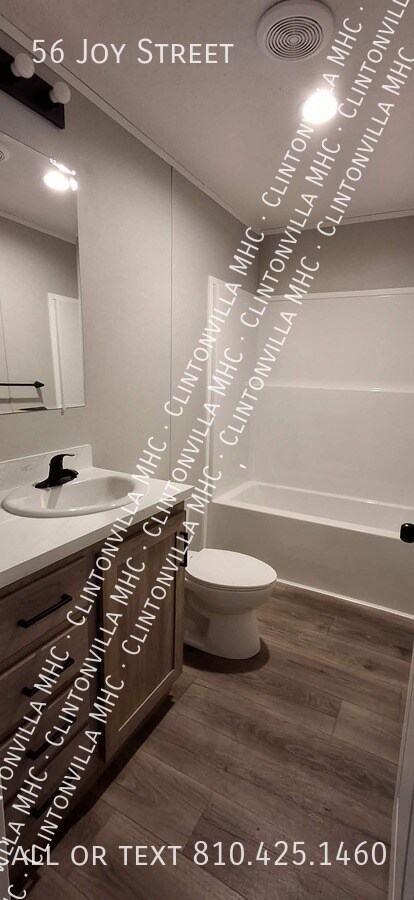 Building Photo - 56 Joy St