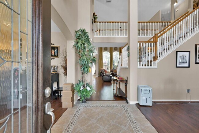 Building Photo - 30323 Aztec Canyon Dr
