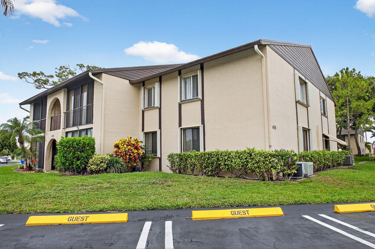Foto principal - 416 Pine Glen Ln