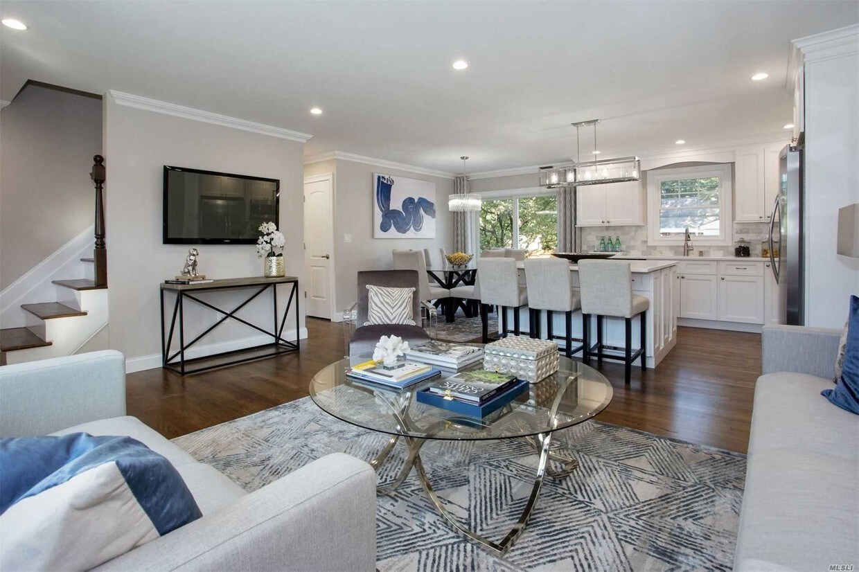 Foto principal - 27 E Lyons St