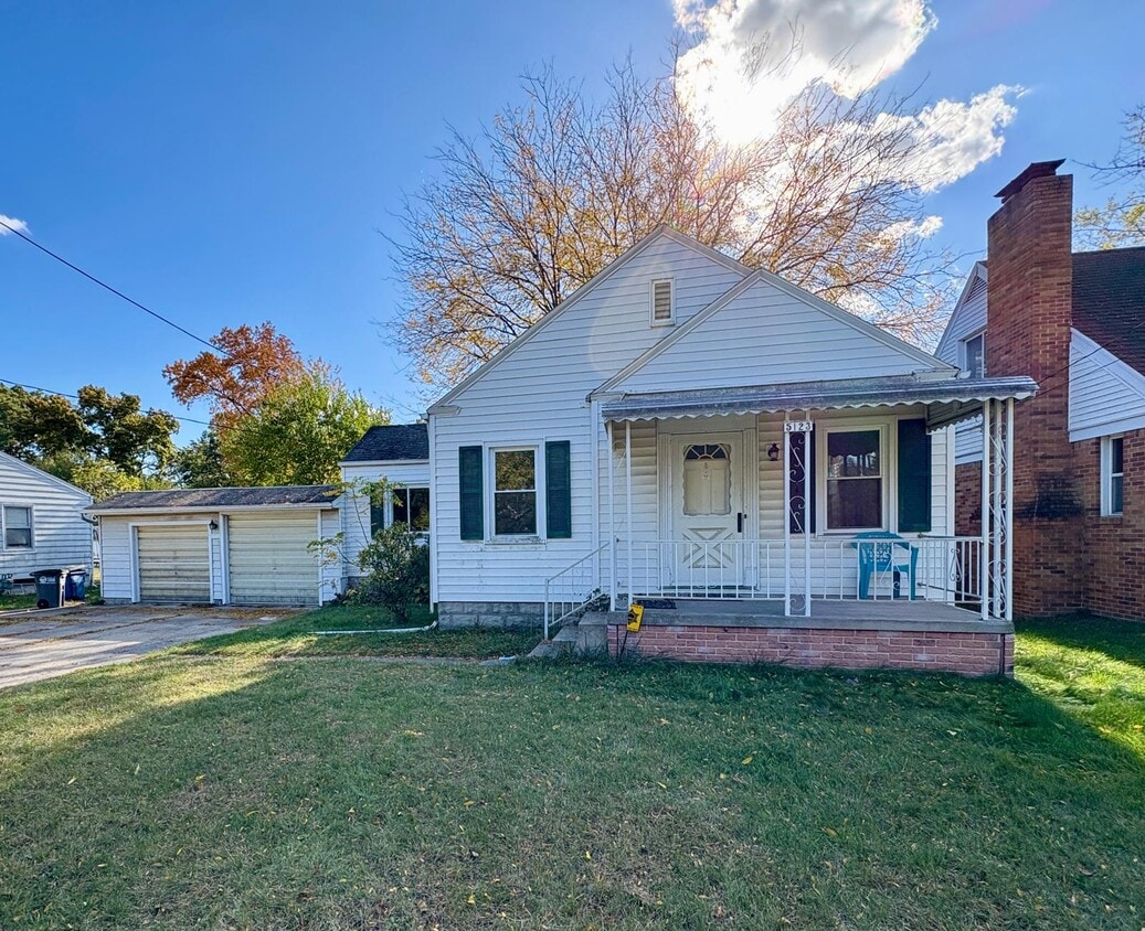 Foto principal - 5123 Newhart Cir