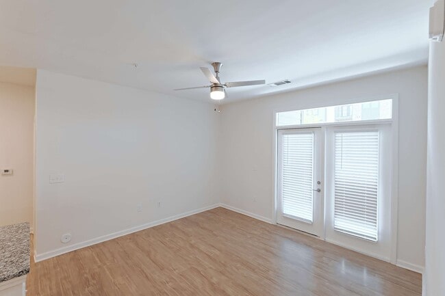 Building Photo - Evolve New Hope Farm