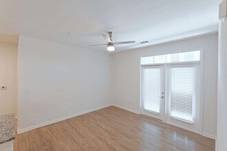 Building Photo - Evolve New Hope Farm