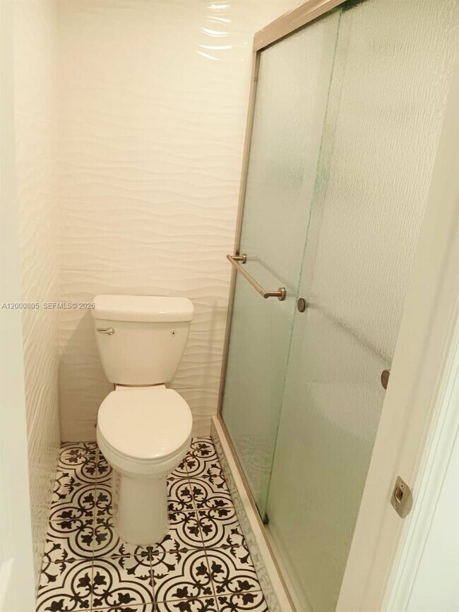 Foto del edificio - 9900 S Ocean Dr