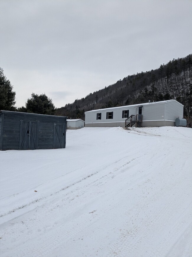 Building Photo - 291 Moses Ln