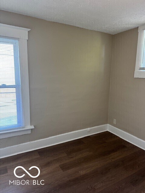 Building Photo - 1247 Wright St