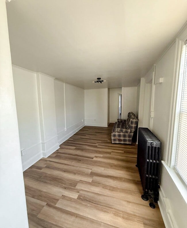 Living Room - 652 Columbia Ave