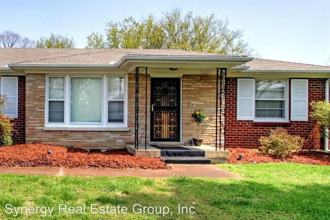 Building Photo - 2 br, 1 bath House - 2411 Chapman Drive