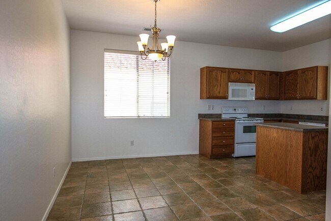 Foto del edificio - 3 Bedroom in Stoneridge