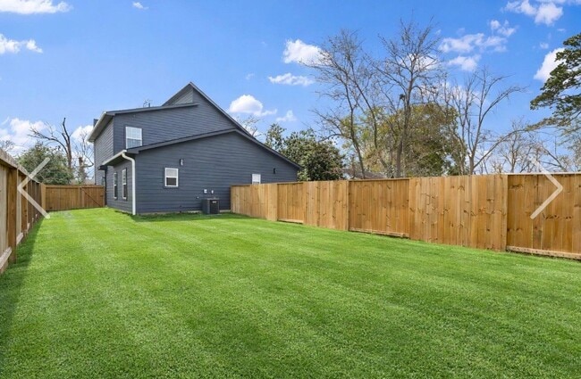 Photo - 8001 Talton St (Houston, TX) Townhome