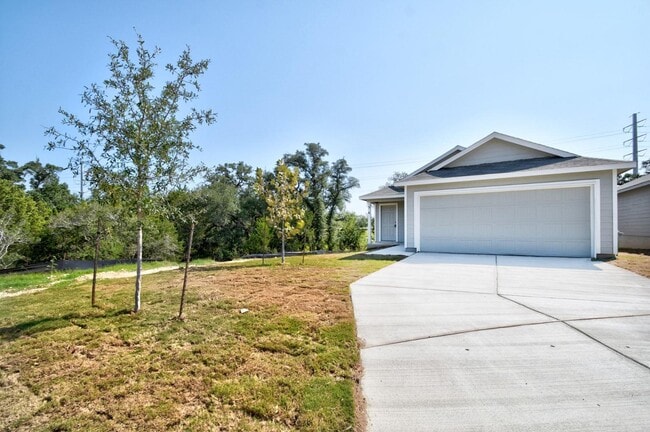 Building Photo - 506 Paul Cyn