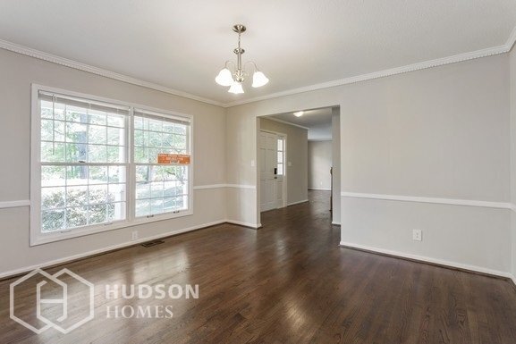 Building Photo - 2808 Loretto Dr