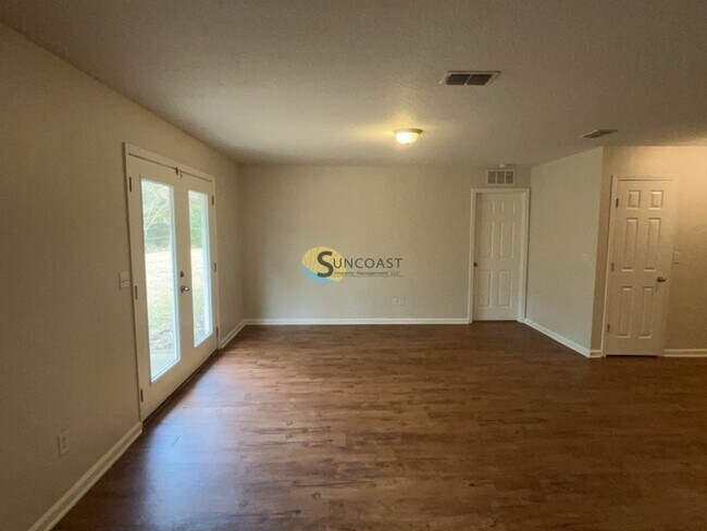 Building Photo - Gorgeous 4BR/2BA Home for Rent on the West...