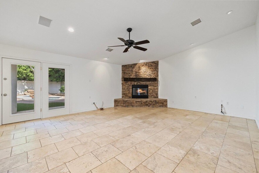 5233 N 15th St, Phoenix, AZ 85014 | Apartments.com