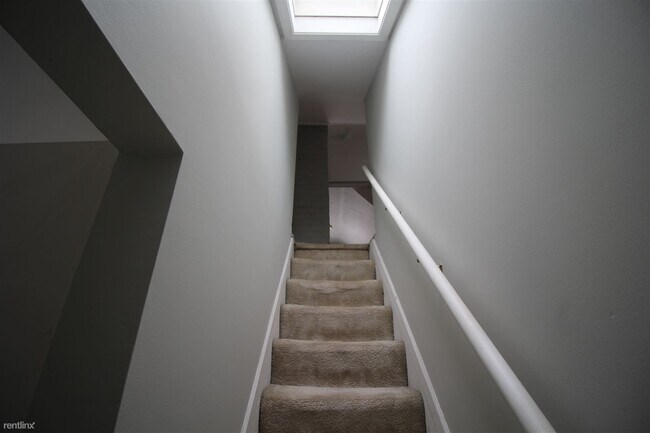 Foto del edificio - 2 br, 1 bath House - 28577 Fairfax St