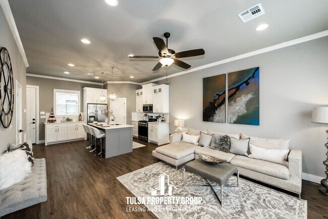 Foto del edificio - 523 E B St Apt D 523-D